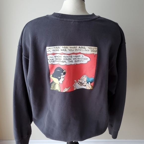 Uniqlo-disney Sweatshirt Size XL - Picture 4 of 7